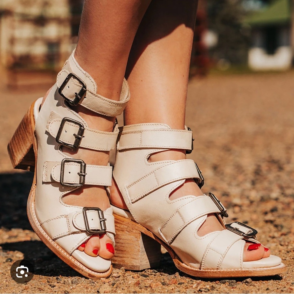 Freebird by Steven Cream Strappy Buckle Block Heel Sandals